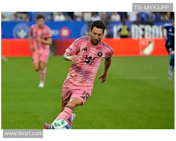 不爱跑动的足球明星如何在赛场上创造奇迹与精彩瞬间